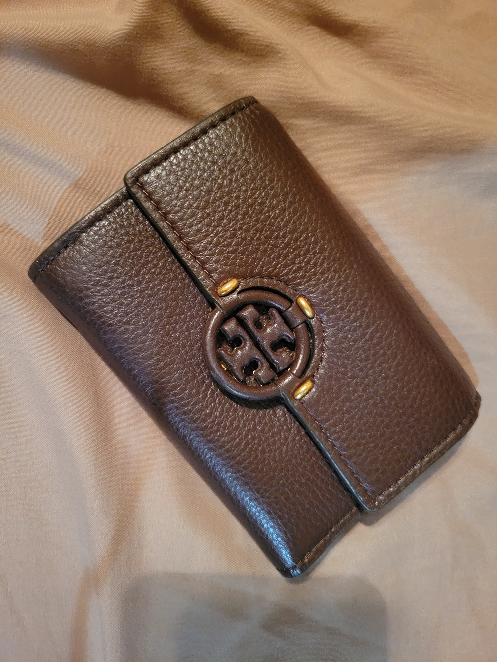 Authentic Tory Burch McGraw Pebbled Leather Flap Card Case / Mini Wallet